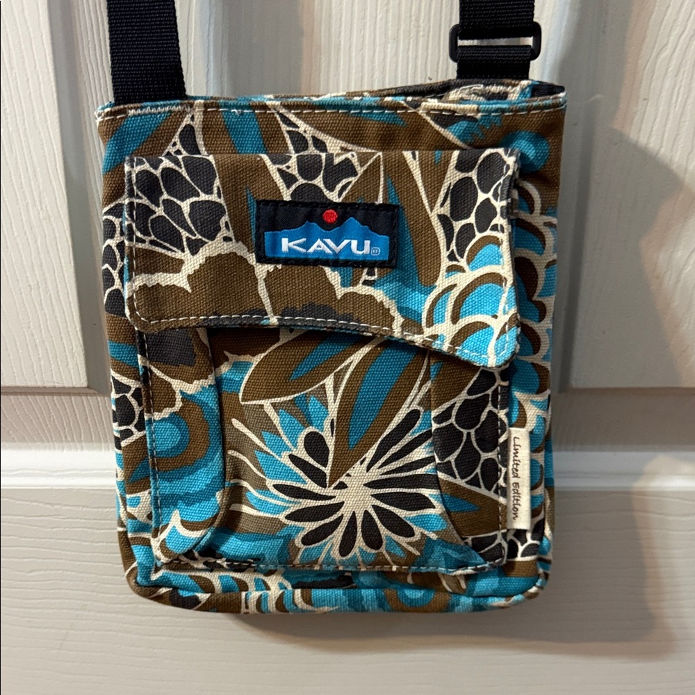 KAVU Limited Edition Crossbody Bag, Blue, Tan, Cream Print, Excellent Condition